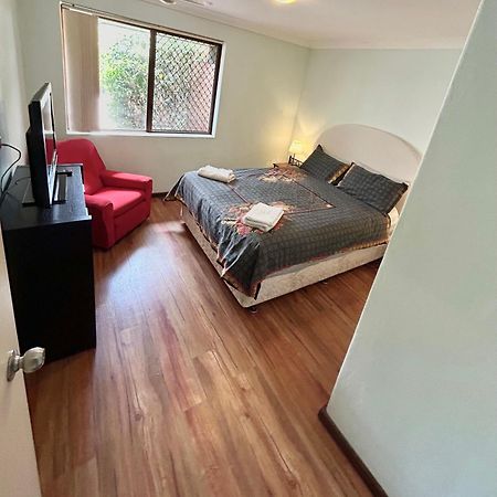 Geraldton Holiday Unit With Free Streaming 외부 사진
